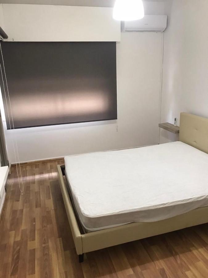 Iflat Lägenhet Limassol Exteriör bild